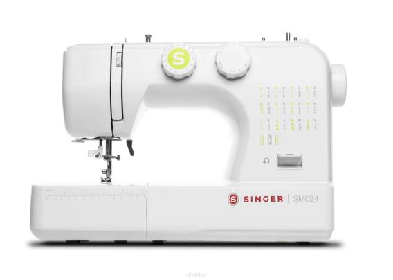 SM024 Sewing Machine D24072 SINGER Machines